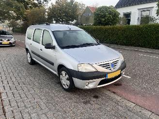skadebil auto Dacia Logan 1.6 Combi 2008/8