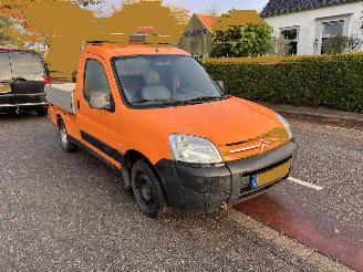 krockskadad bil bedrijf Citroën Berlingo 1.9 D Pick-up 2003/4