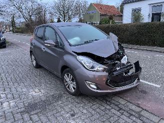 skadebil auto Hyundai Ix20 1.4-16V 2012/6