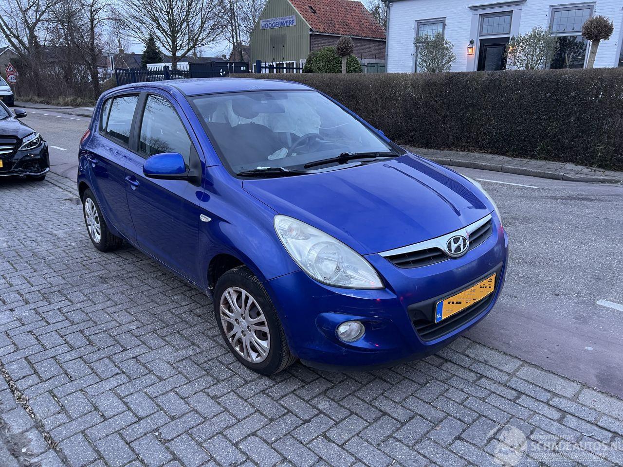 Hyundai I-20 1.2-16V Dynamic Version