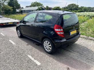 Mercedes A-klasse A-150 3 drs picture 4
