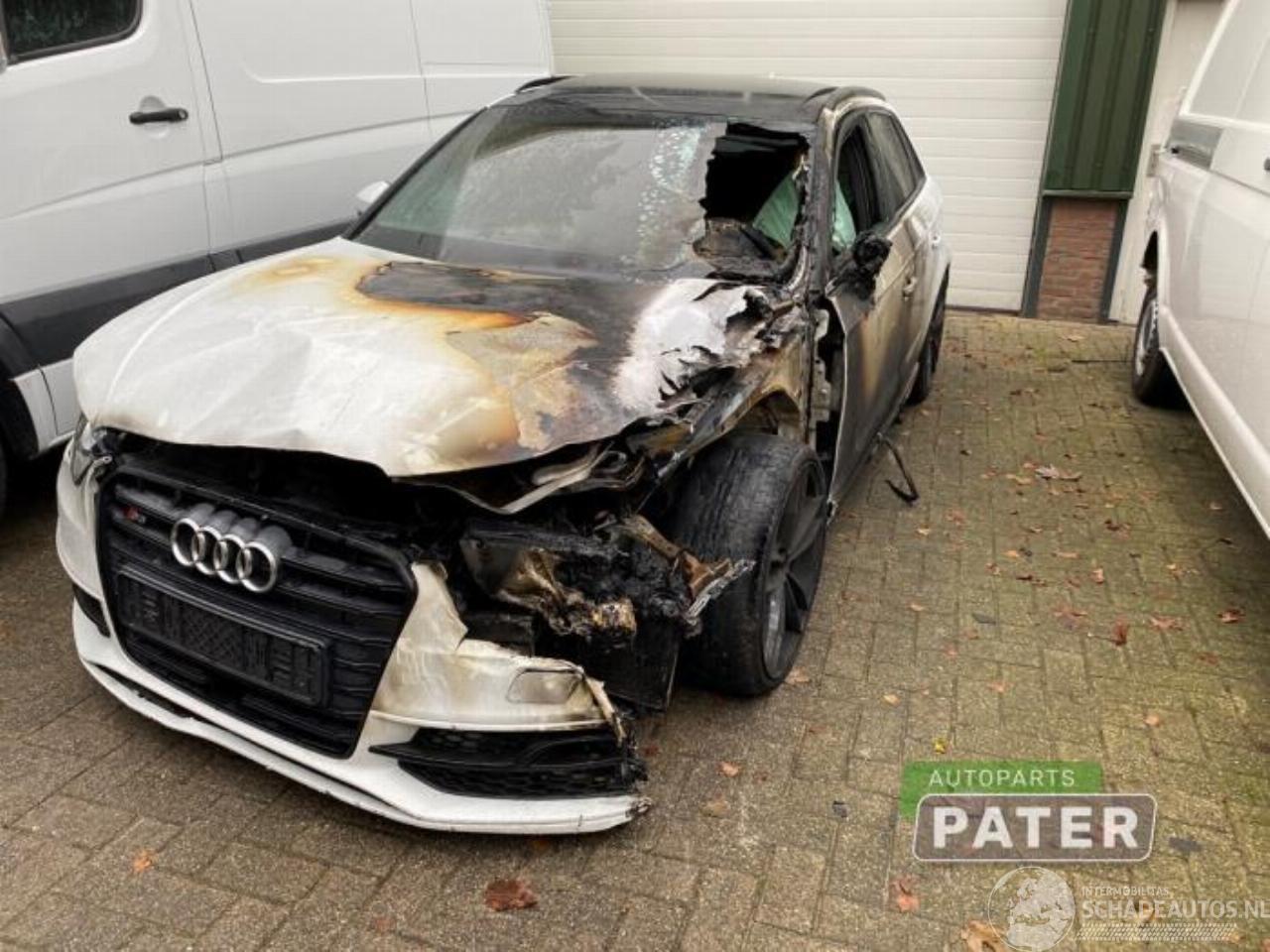 Audi S3 S3 Sportback (8VA/8VF), Hatchback 5-drs, 2012 / 2020 2.0 T FSI 16V