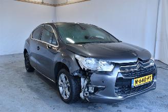 skadebil auto Citroën DS4 1.2 PureTech So Chic 2015/9