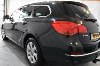 Opel Astra SPORTS TOURER picture 5
