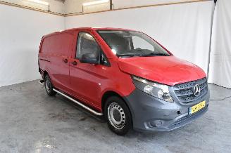 skadebil bedrijf Mercedes Vito 109 CDI Func. Lang 2015/4