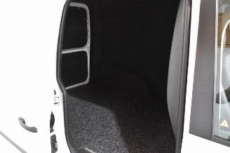 Volkswagen Caddy 2.0 TDI L1H1 BMT Com picture 17