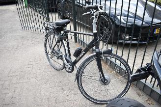 krockskadad bil fiets Koga-Miyata   2017/1