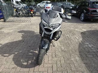 Honda VFR 800 VFR 800X Crossr. ABS picture 2