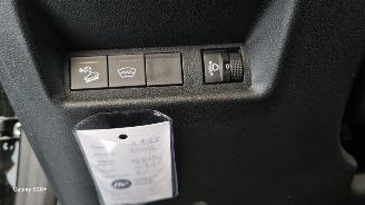 Jeep Avenger Summit 54kWh picture 26