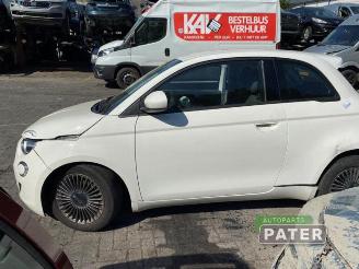 Fiat 500E 500e (332), Hatchback, 2020 42 kWh 3+1 picture 7