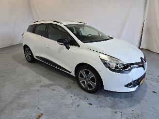 krockskadad bil auto Renault Clio 1.5 dCi Nightenamp;Day 2015/1