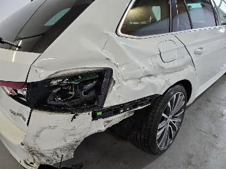 Skoda Superb 1.6 TDI Ambition Bns picture 9