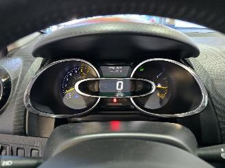 Renault Clio 0.9 TCe Expression picture 28