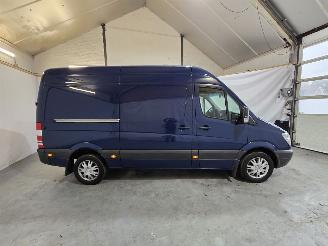 Mercedes Sprinter 519 3.0 CDI 366 picture 8