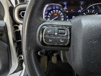 Citroën C3 1.2 PT Senamp;S Shine picture 27