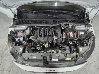 Peugeot 208 1.2 PureTech Active picture 13