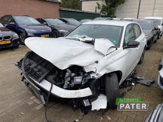 Autoverwertung Peugeot 308 308 (F3/FB/FH/FM/FP), Hatchback 5-drs, 2021 1.2 12V PureTech 130 2022/5