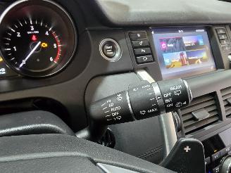 Land Rover Discovery Sport 2.0 TD4 HSE picture 26