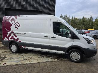 Ford Transit 2.2 TDCI L3H2 Ambiente picture 9