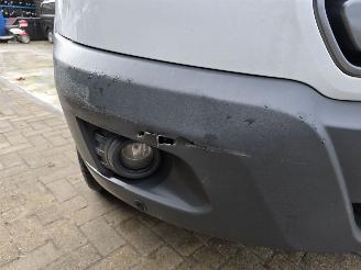 Ford Transit 2.2 TDCI L3H2 Ambiente picture 11