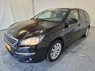 Peugeot 308 1.2 PureTech Style picture 3