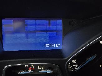 Ford Focus 1.0 EcoBoost Trend picture 17