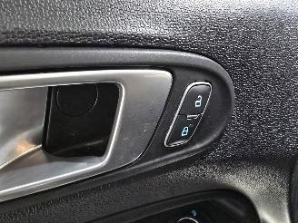 Ford EcoSport 1.0 Eco Boost St-line Black picture 25
