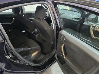 Peugeot 208 1.2 VTi Allure picture 12