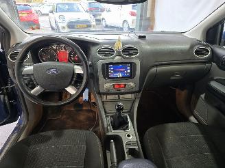 Ford Focus 1.8 Limited picture 23