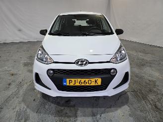 Hyundai I-10 1.0i i-Motion picture 2