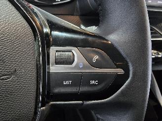 Peugeot 208 1.2 PureTech Active picture 28