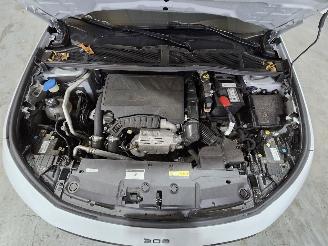 Peugeot 308 SW 1.2 PureTech GT picture 17