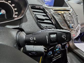 Ford Fiesta 1.0 EcoBoost Titanium picture 28