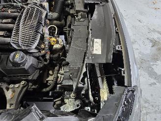 Citroën C4 cactus 1.2 PureTech Shine picture 13