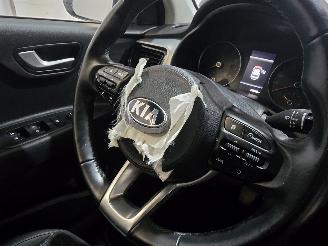 Kia Stonic 1.0 T-GDi MHEV Dyn+L picture 17