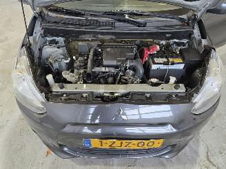 Mitsubishi Space-star 1.0 CVVT ISG Plus P. picture 15