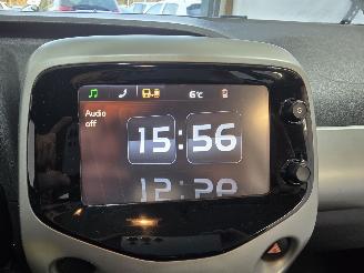 Toyota Aygo 1.0 VVT-i x-play picture 31