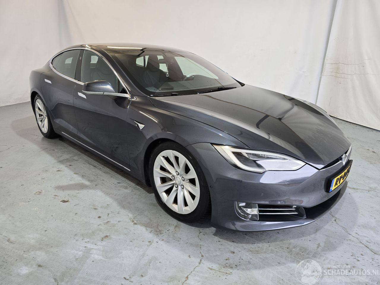 Tesla Model S 75D Base