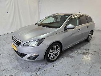 Peugeot 308 1.2 PureTech Blue Lease Premium picture 3