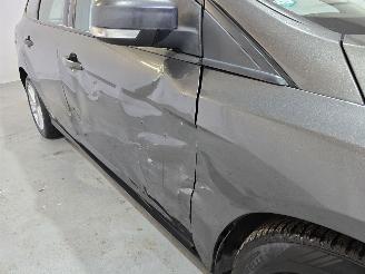 Ford Focus 1.0 Trend Edition picture 10