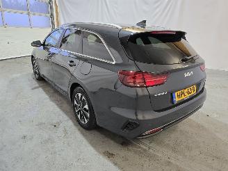 Kia Ceed 1.0 T-GDi MHEV Design Edition picture 5