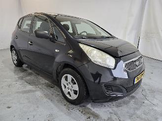 Schadeauto Kia Venga 1.6 CVVT X-tra 2010/6