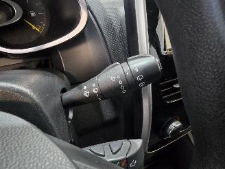 Renault Clio 1.5 dCi ECO Expression picture 29