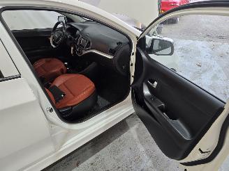 Kia Picanto 1.0 CVVT Design Ed. picture 13