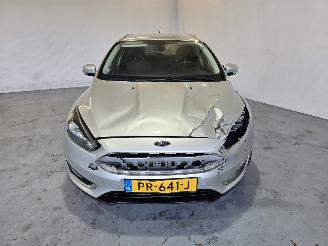 Ford Focus Wagon 1.0 Titanium picture 2