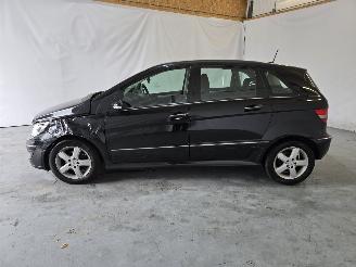 Mercedes B-klasse 150 picture 4