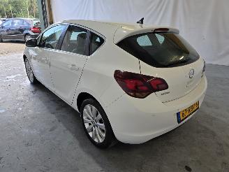Opel Astra 1.4 Cosmo picture 5