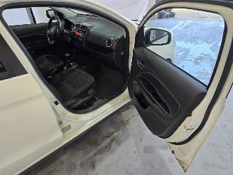Mitsubishi Space-star 1.0 Bright picture 14