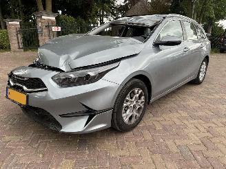 skadebil auto Kia Ceed 1.0 T-GDI DYNAMICLINE 2025/2