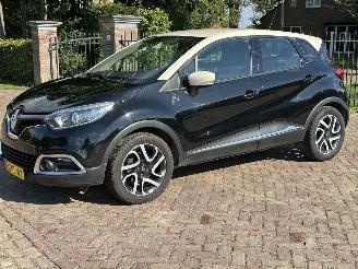 occasion passenger cars Renault Captur 1.2 TCe Dynamique 2014/4